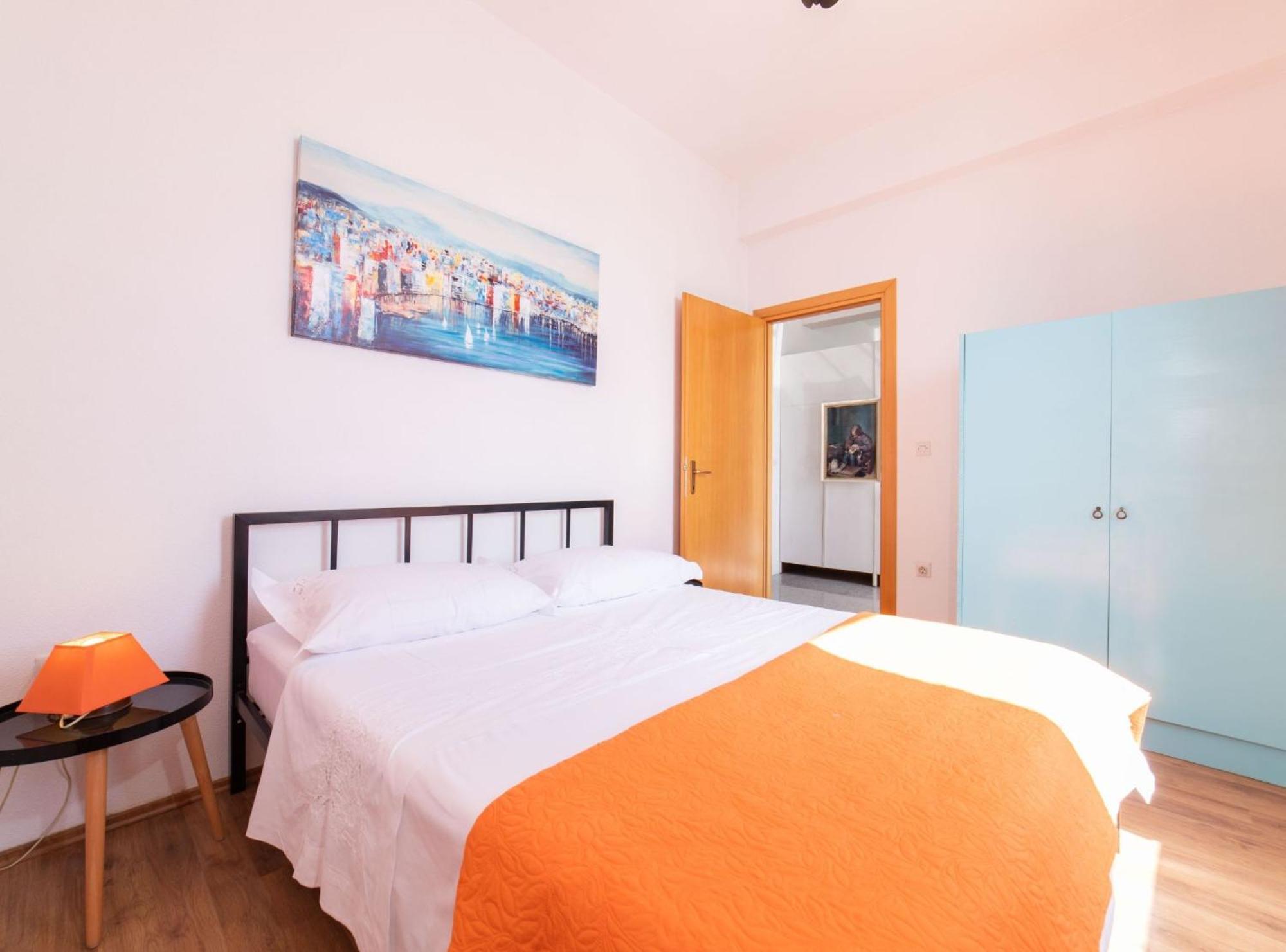 Seafront Villa With Furnished Sun Terrace, Close To The Beach Kaštela Eksteriør bilde